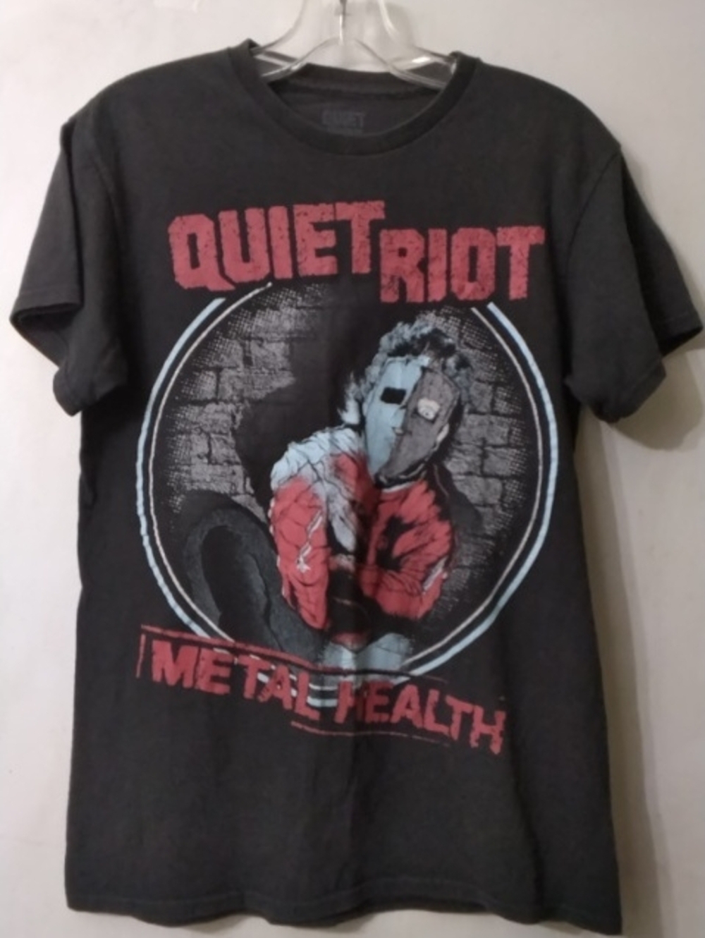 Quiet Riot 'Metal Health' Graphic Tee Black with Red & Light Blue Print Men's S